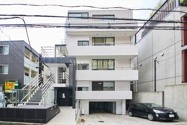 TRUST VALUE 赤坂 5LDK 180万円 SOHO賃貸