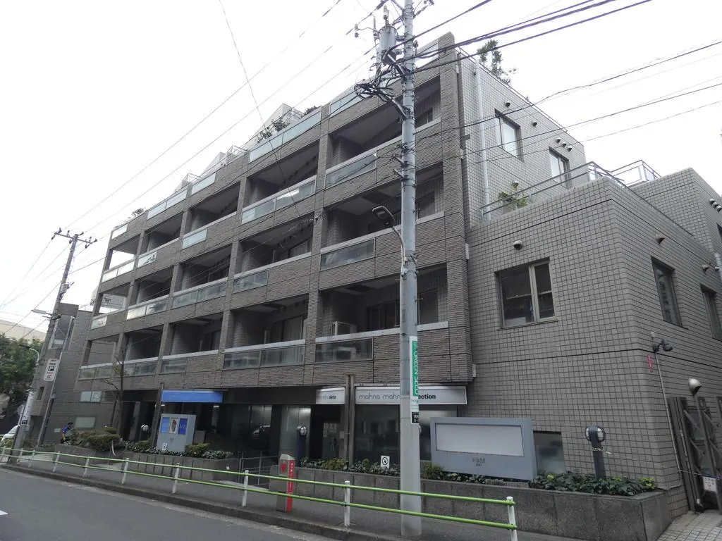 H&M南青山 EAST ワンルーム 20.5万円 SOHO賃貸