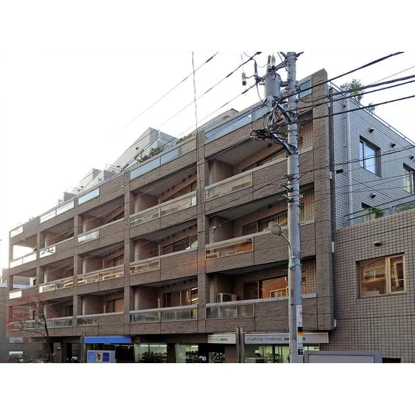 表参道駅 徒歩4分のワンルーム・40.67㎡ ワンルーム 20.5万円 SOHO賃貸